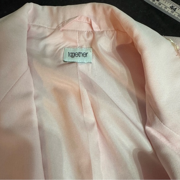 Together, women’s baby pink blazer with iridescent sequin detail. Size 6, xs - Picture 7 of 10